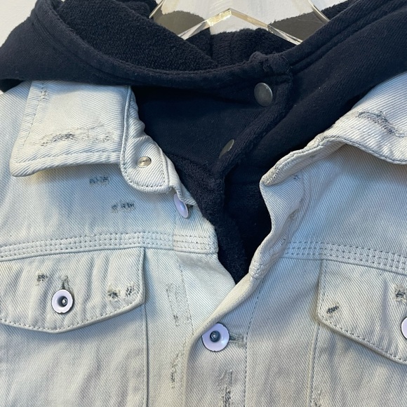 Free People Distressed Denim Jacket - Picture 4 of 6